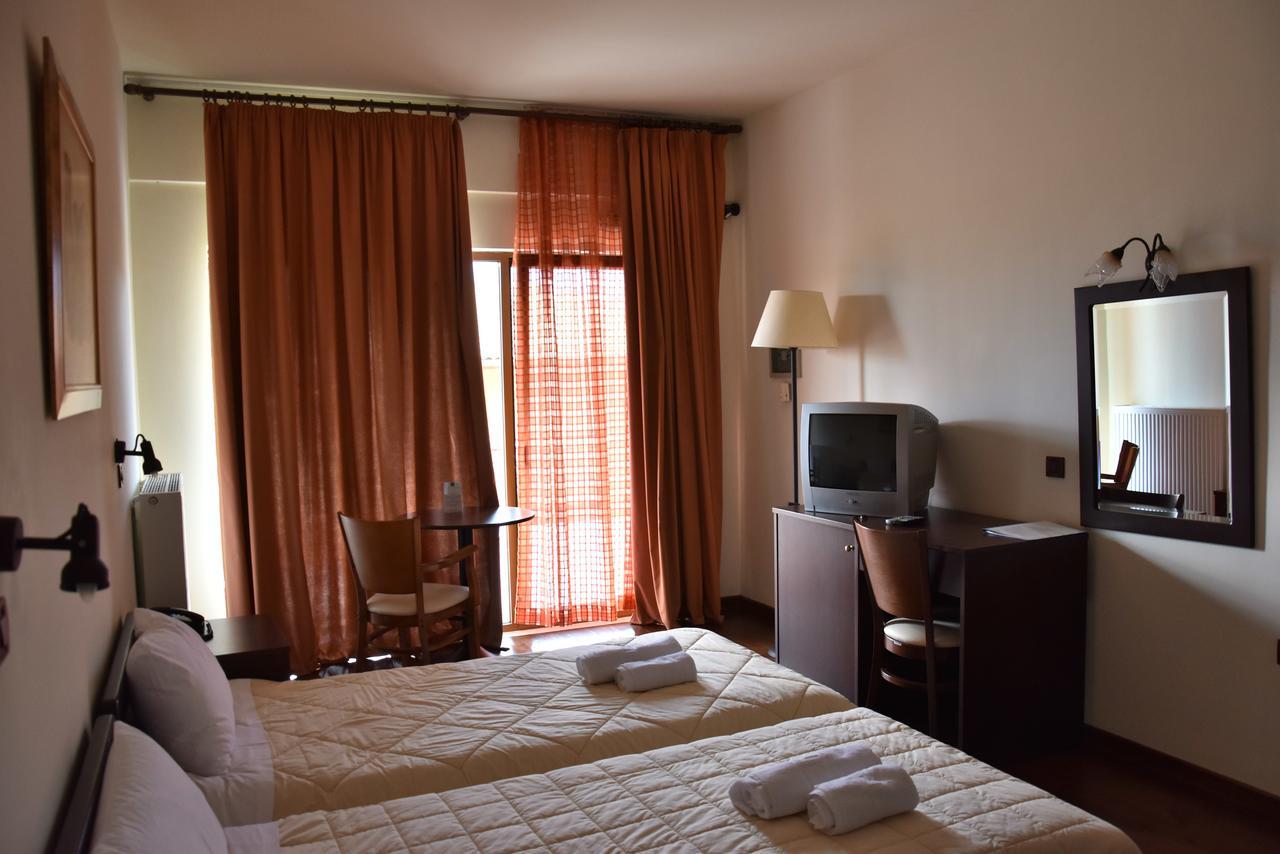 Olvios Hotel Gúra Kültér fotó
