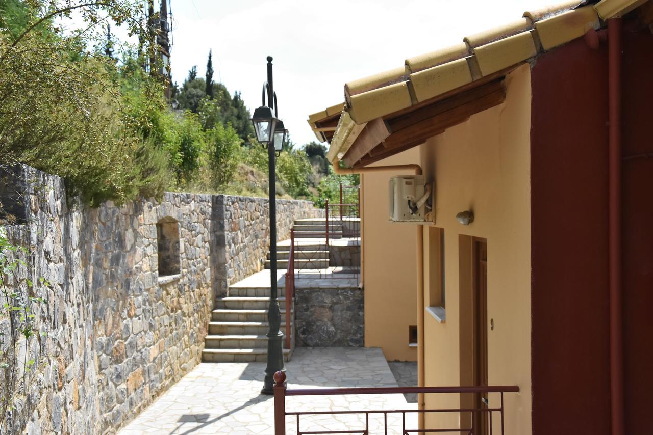 Olvios Hotel Gúra Kültér fotó