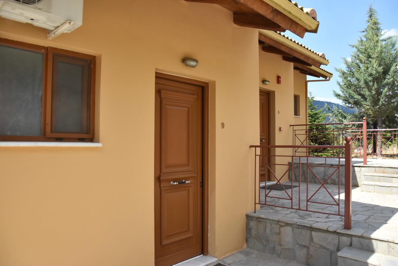 Olvios Hotel Gúra Kültér fotó