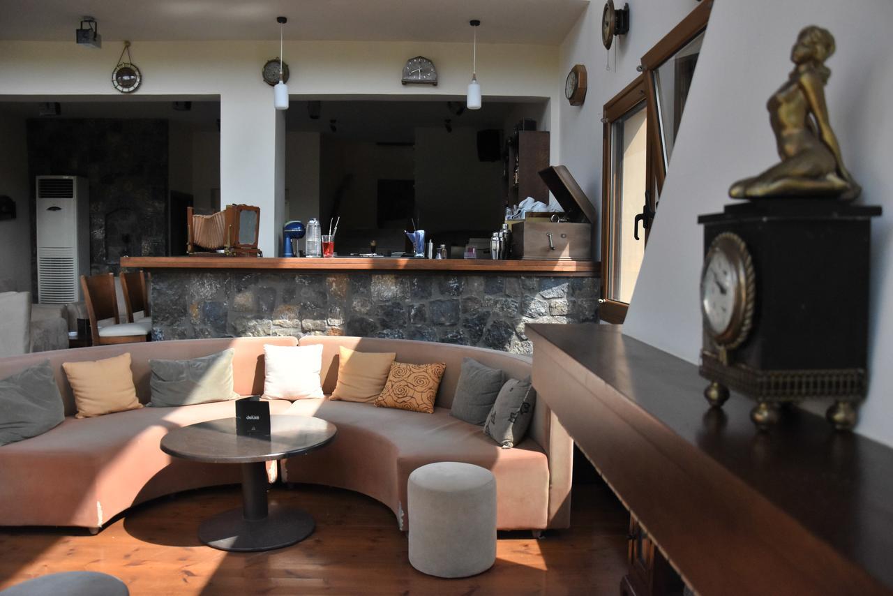 Olvios Hotel Gúra Kültér fotó